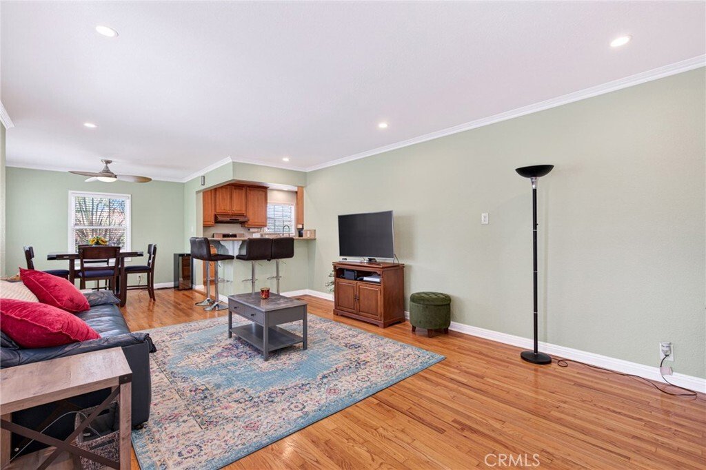 House in Signal Hill, California, United States 2 - 17866675