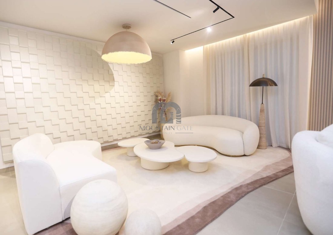 Townhouse in Albade'i, Sharjah Emirate, United Arab Emirates 1 - 18509614