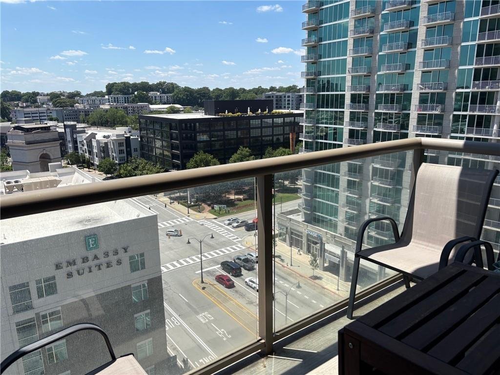 Condo in Atlanta, Georgia, United States 5 - 18515392