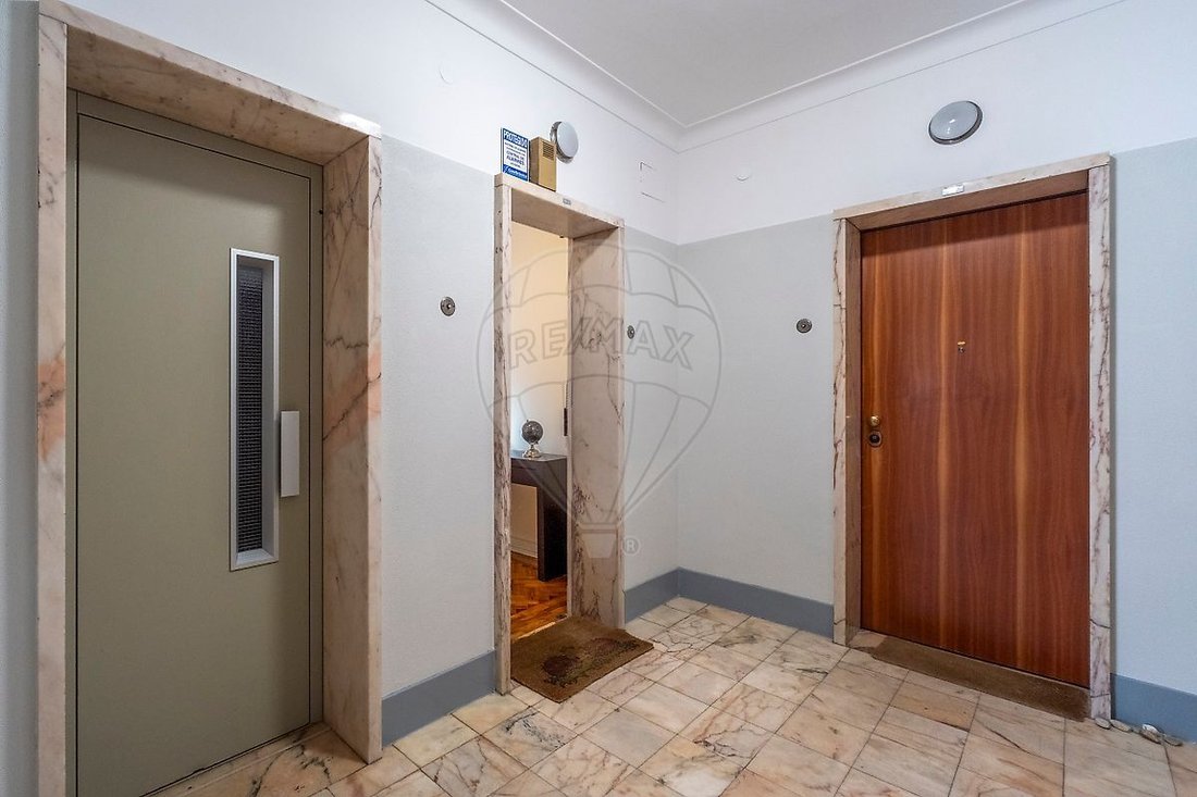 Apartment in Penha de Franca, Lisbon, Portugal 2 - 18327308