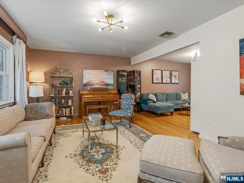 House in Paramus, New Jersey, United States 5 - 18508834