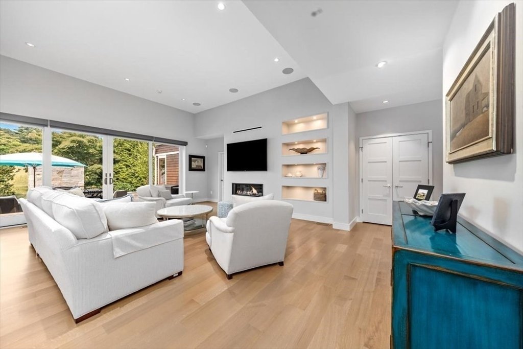 House in Hingham, Massachusetts, United States 4 - 18520011