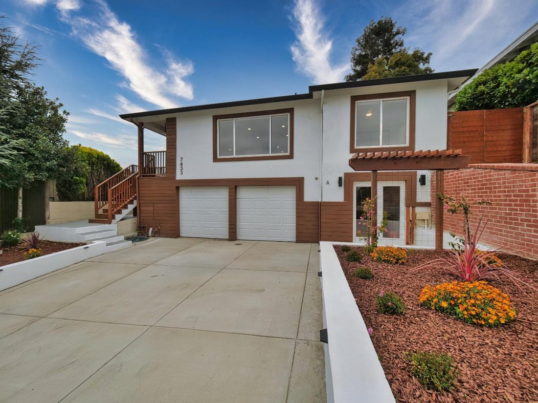 House in El Cerrito, California, United States 1 - 18508654