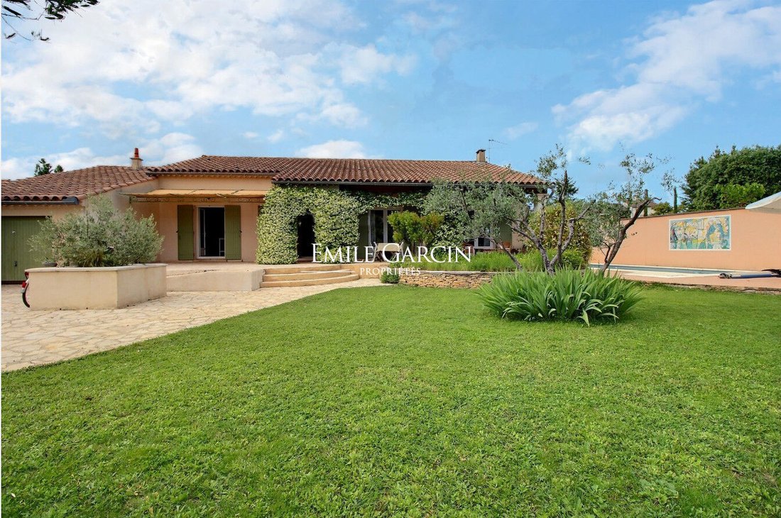 Villa in Uzès, Occitania, France 2 - 18513876