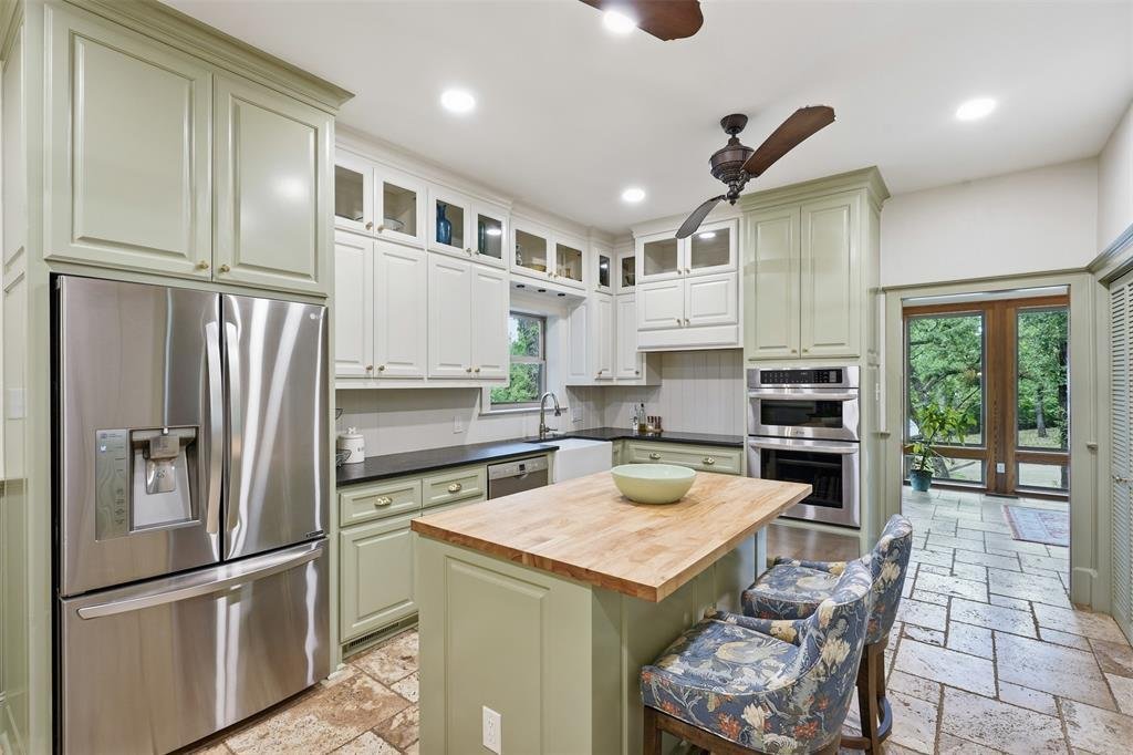 House in Burleson, Texas, United States 5 - 18519040