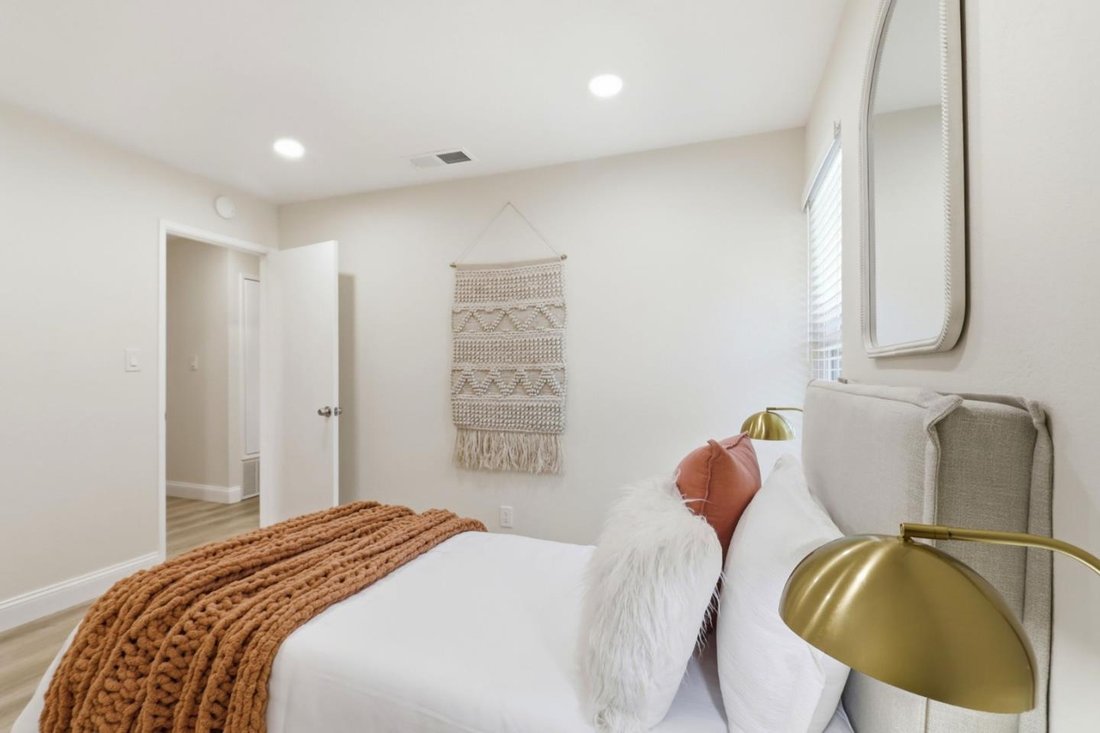 Townhouse in Cupertino, California, United States 3 - 18511577