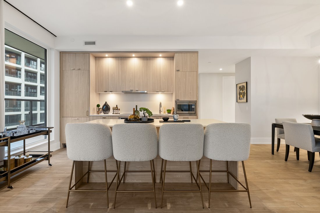 Condo in Toronto, Ontario, Canada 5 - 18516691