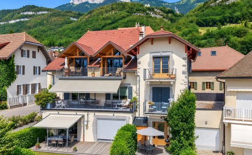 Apartment in Bluffy, Auvergne-Rhône-Alpes, France 1