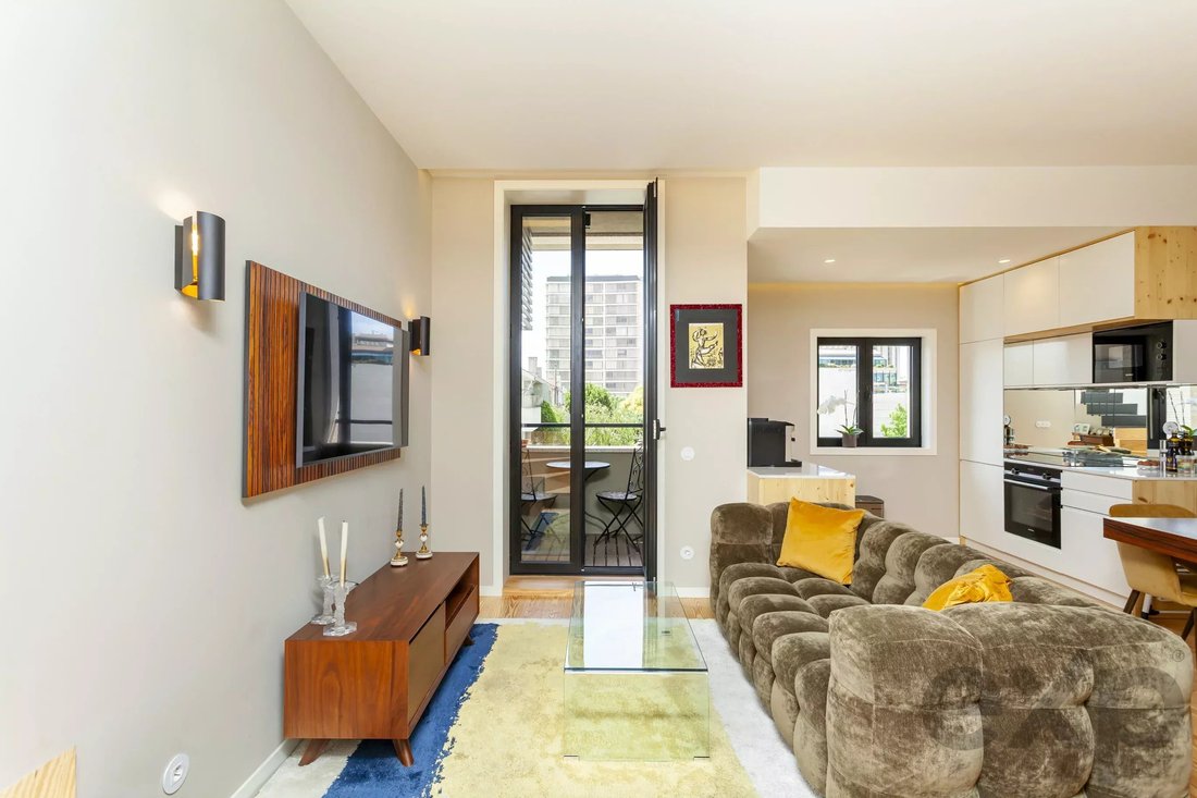 Apartment in Lordelo do Ouro e Massarelos, Porto District, Portugal 5 - 18448318