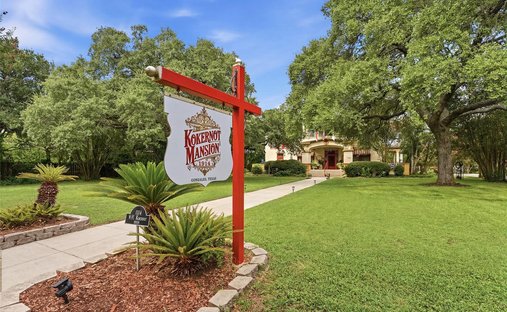 House in Gonzales, Texas, United States 1