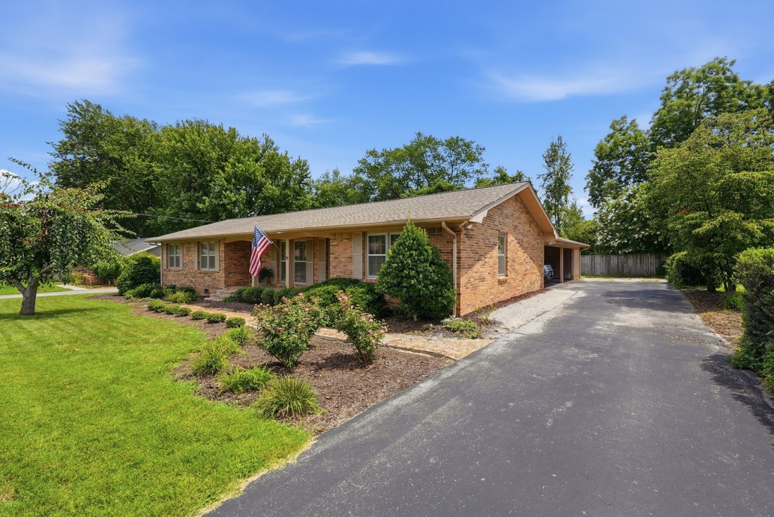 House in Cookeville, Tennessee, United States 1 - 18512402