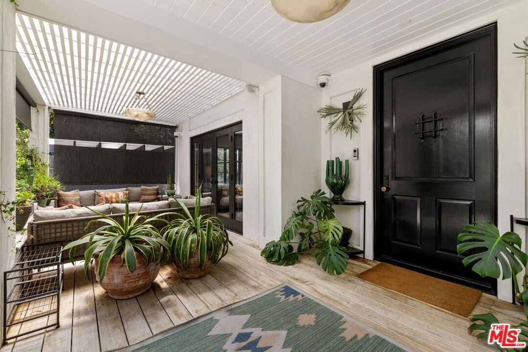 House in Los Angeles, California, United States 3 - 18516011