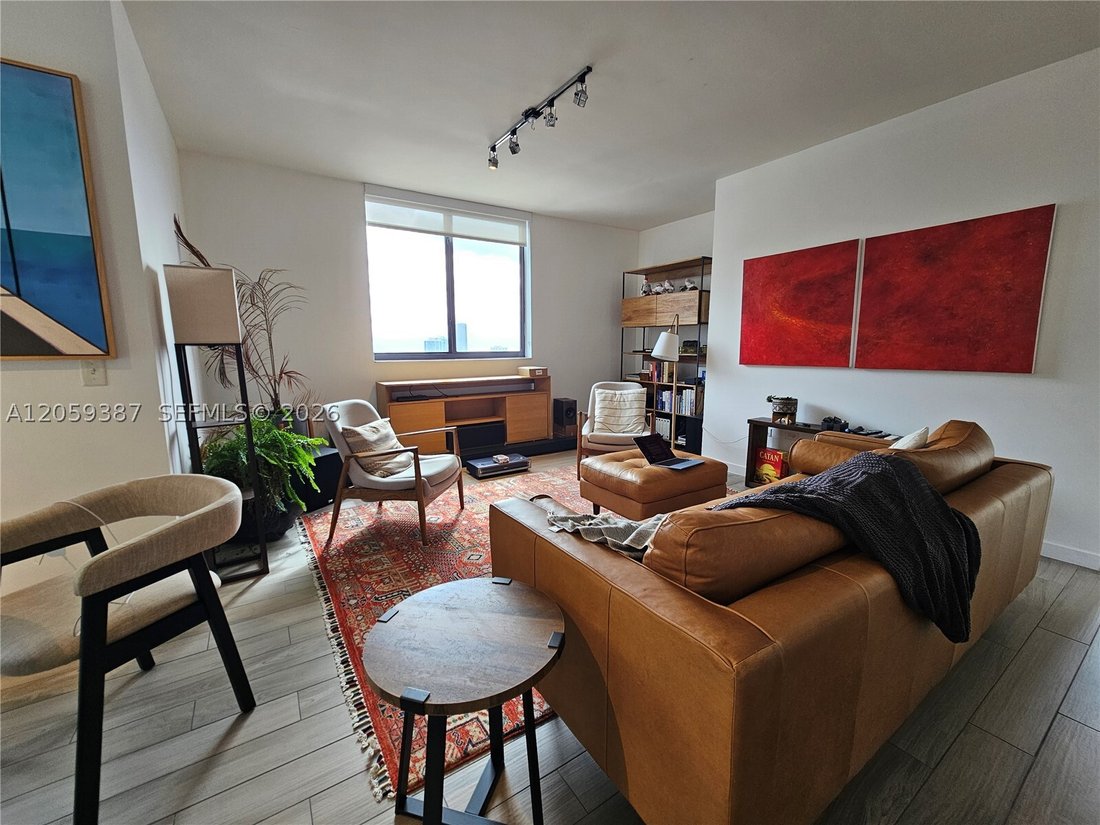 Condo in Miami, Florida, United States 3 - 18511338