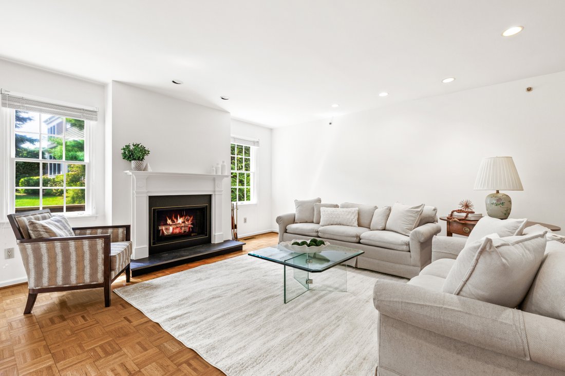 Townhouse in White Plains, New York, United States 2 - 18516819