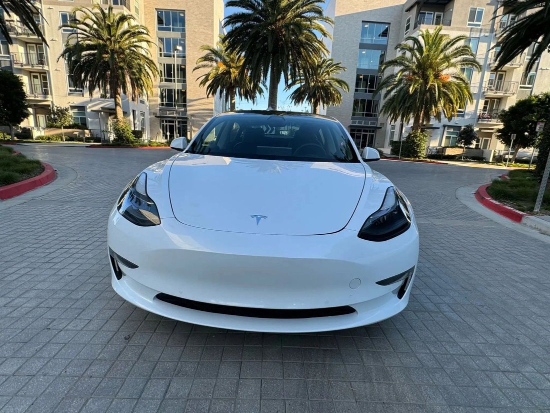 Sedan in Riverside, CA, United States 3 - 18515819