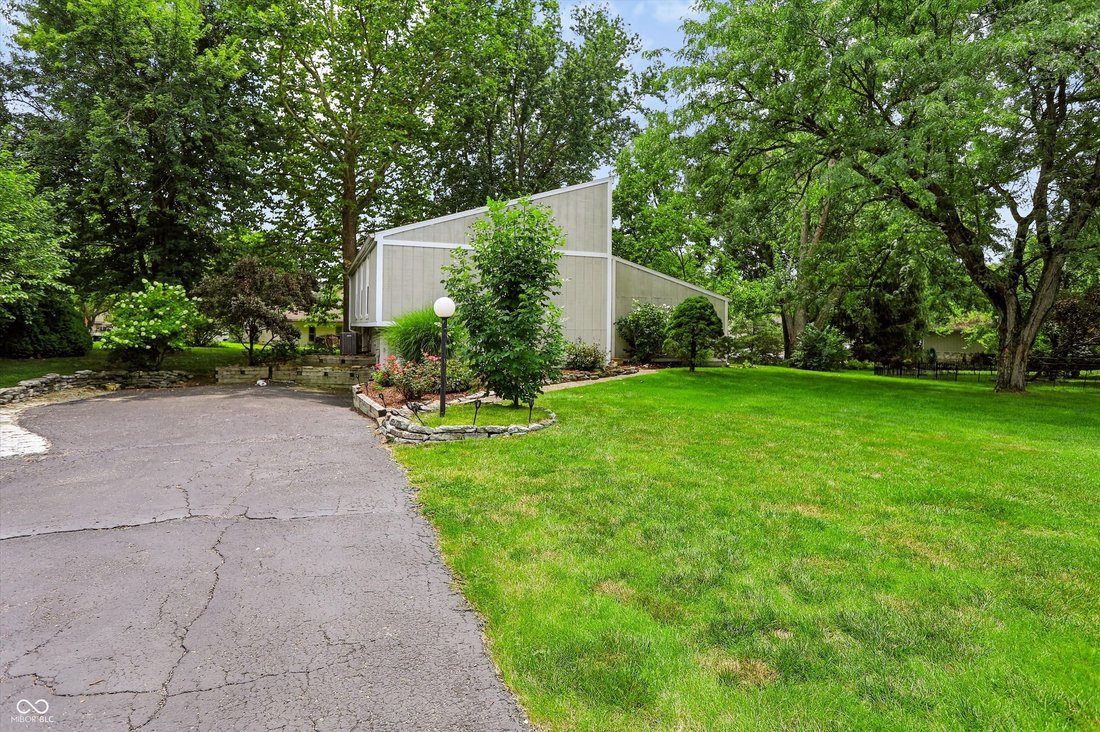 House in Westfield, Indiana, United States 5 - 18511526