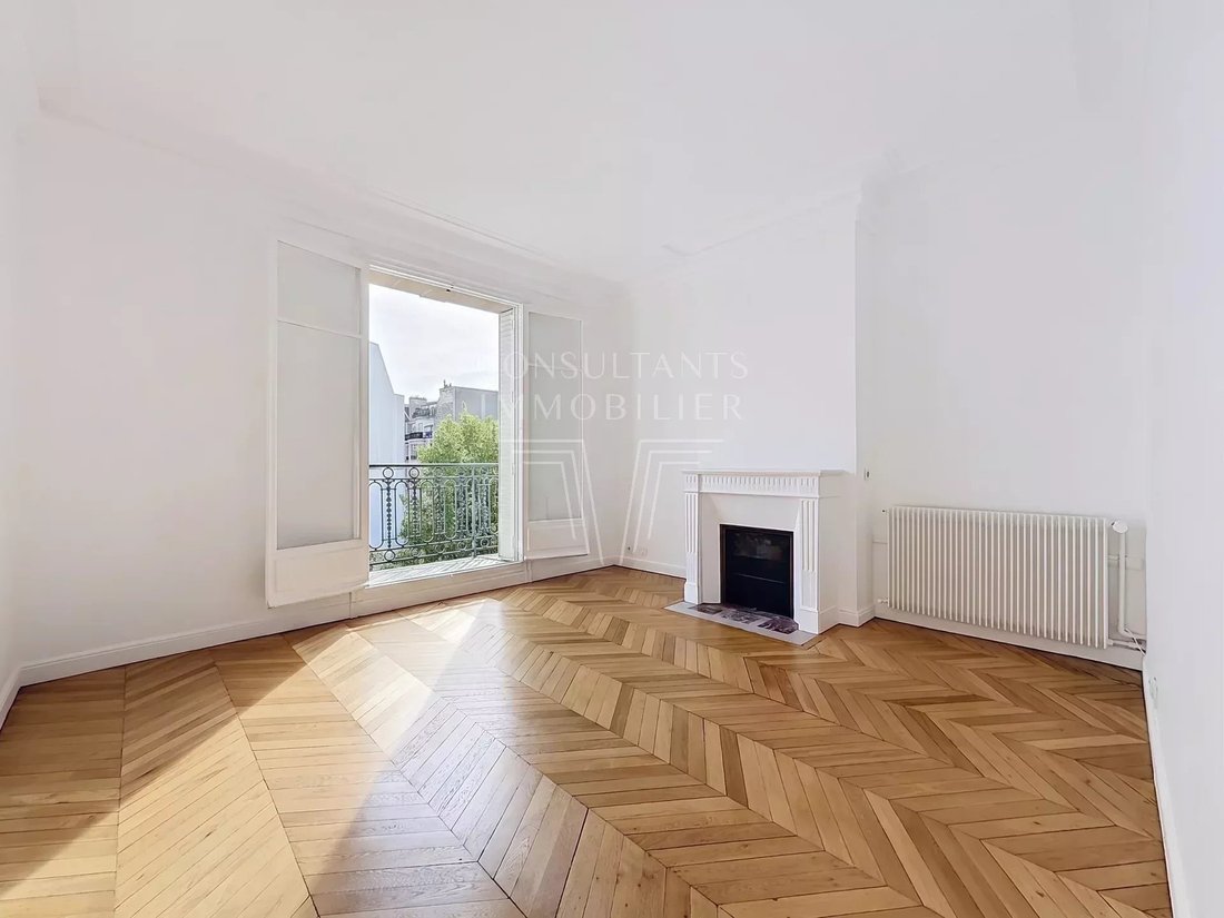 Apartment in Porte Dauphine, Paris 16e Arrondissement, Paris 3 - 17439065