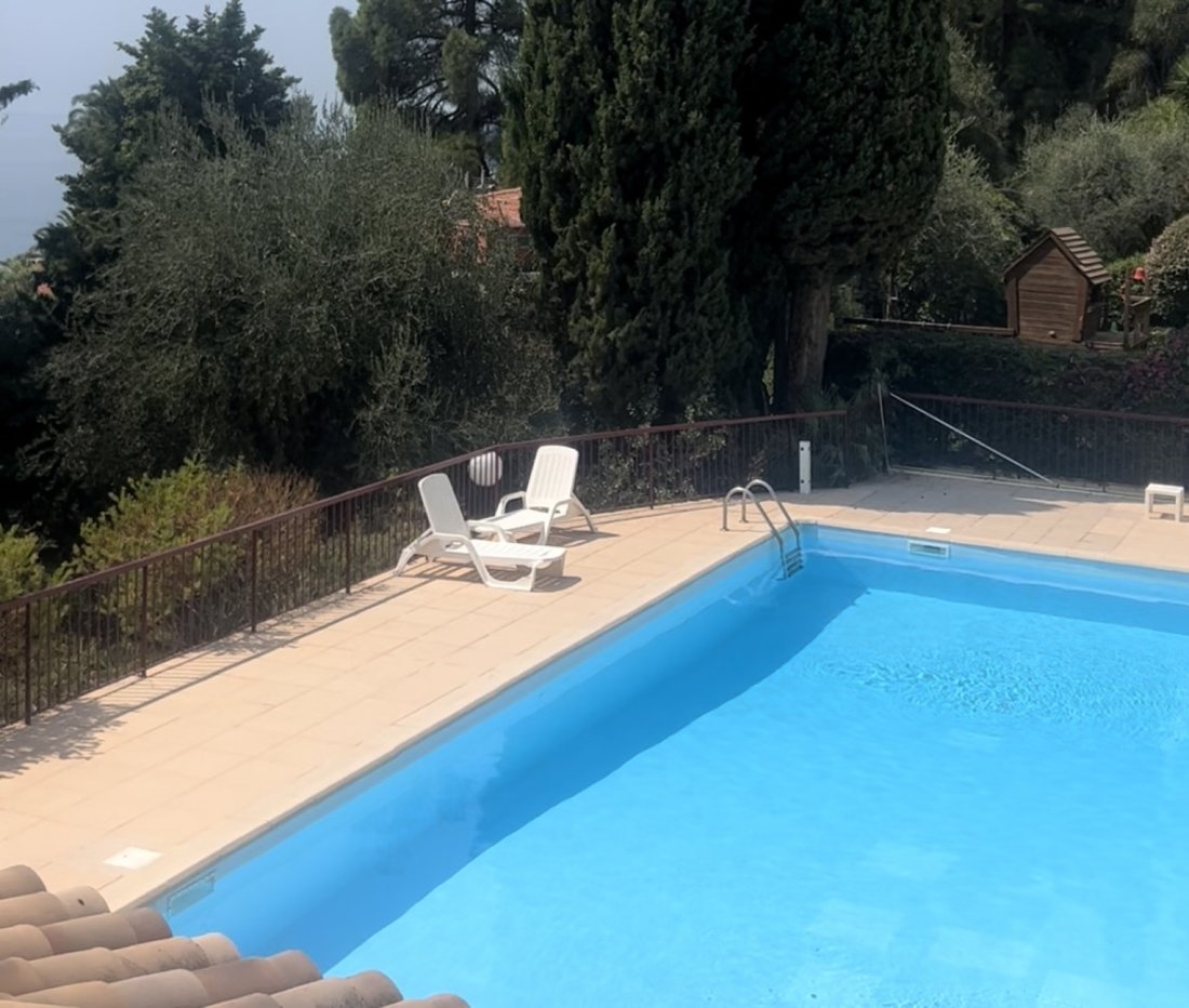 Villa in Menton, Provence-Alpes-Côte d'Azur, France 2 - 18511570