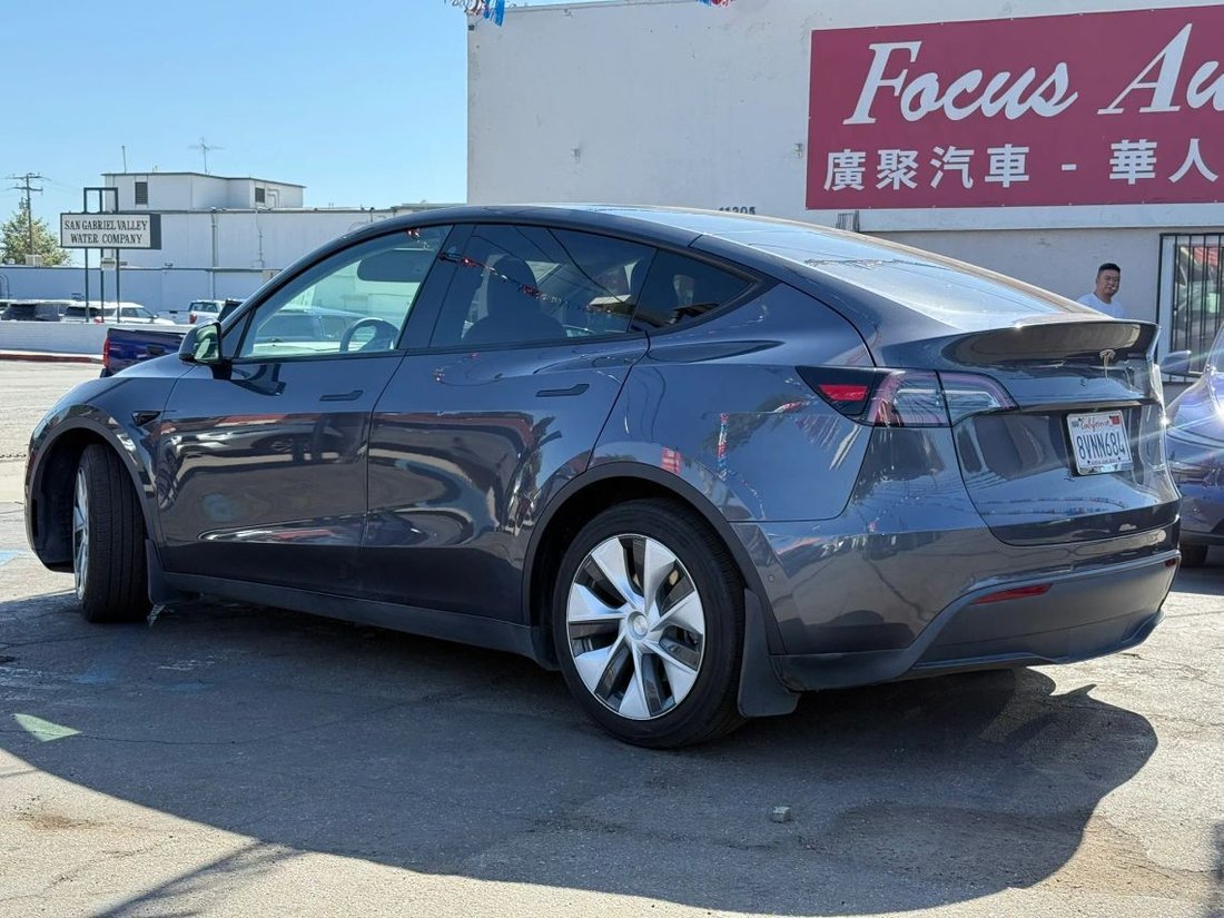 Suv in El Monte, CA, United States 4 - 18464866