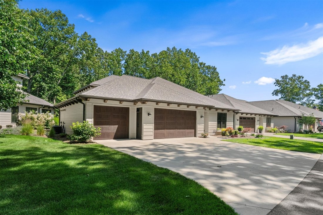 Condo in West Olive, Michigan, United States 1 - 18508212