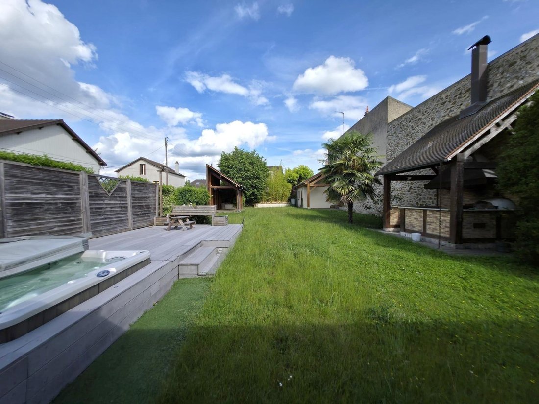 House in Villemoisson-sur-Orge, Ile-de-France, France 2 - 17398461