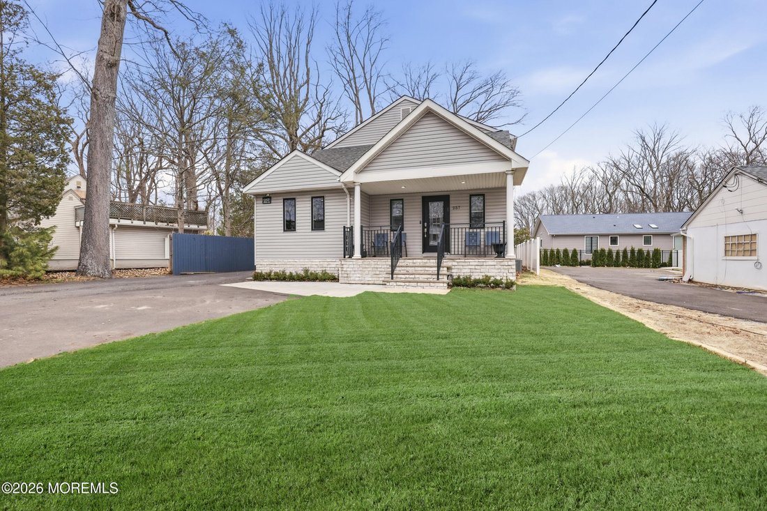 House in Lakewood Township, New Jersey, United States 3 - 18511473