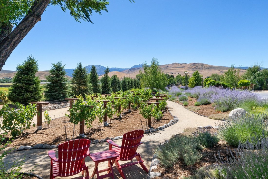 Farm Ranch in Reno, Nevada, United States 5 - 18522661