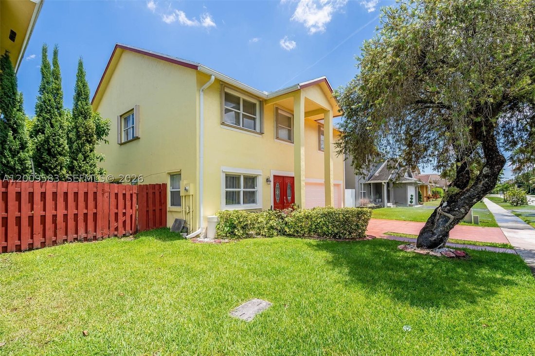 House in Miramar, Florida, United States 5 - 17898562