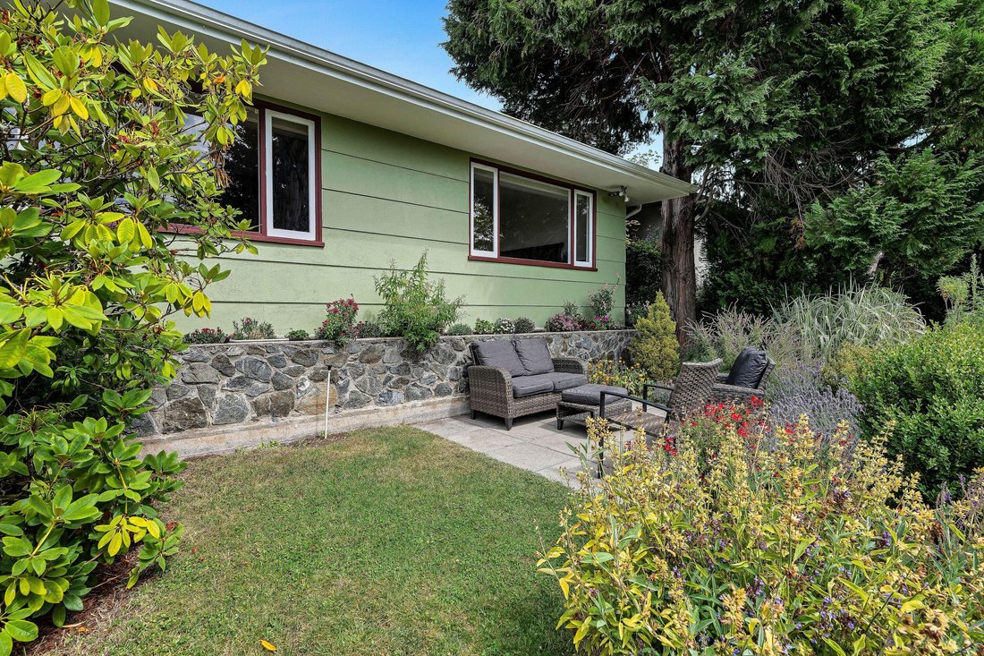 House in Victoria, British Columbia, Canada 5 - 18510588