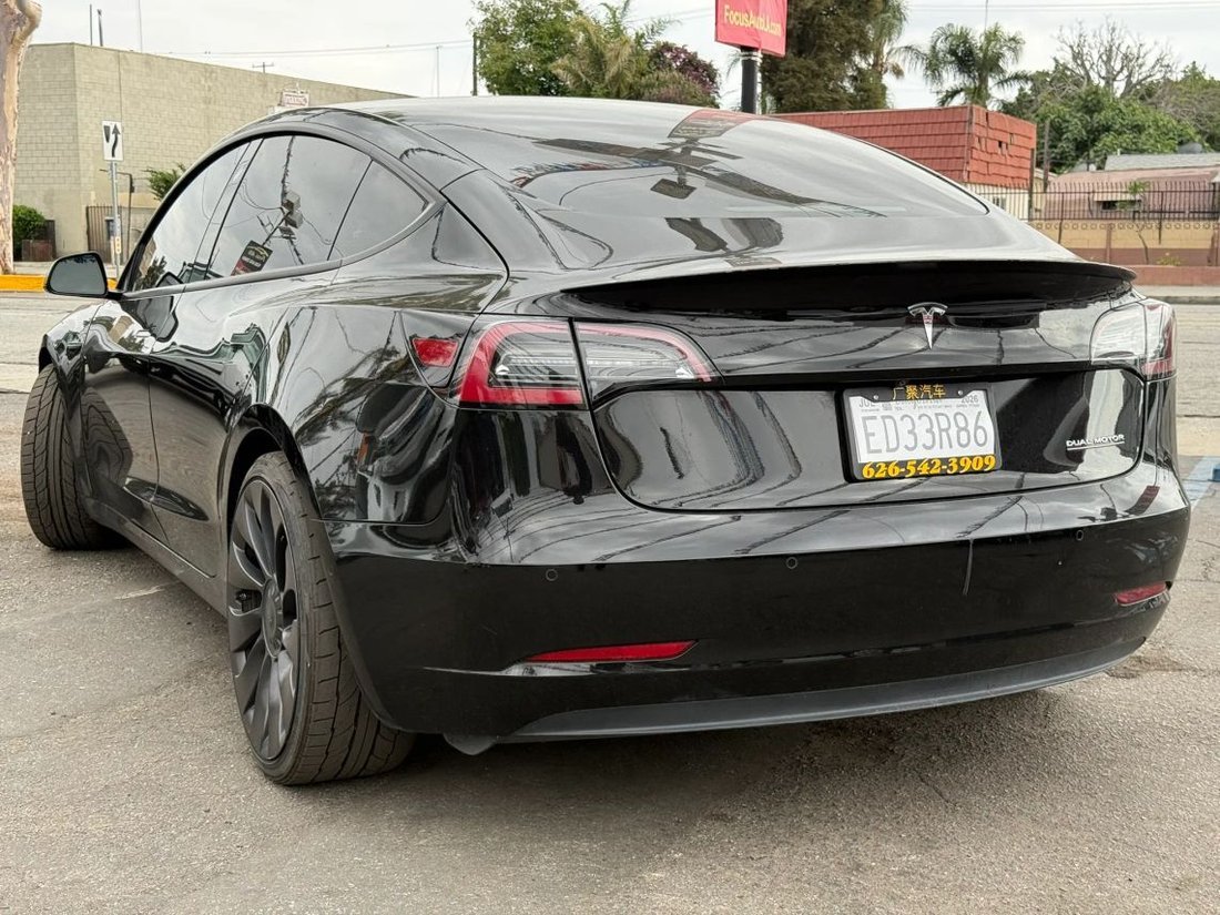 Sedan in El Monte, CA, United States 4 - 16655566