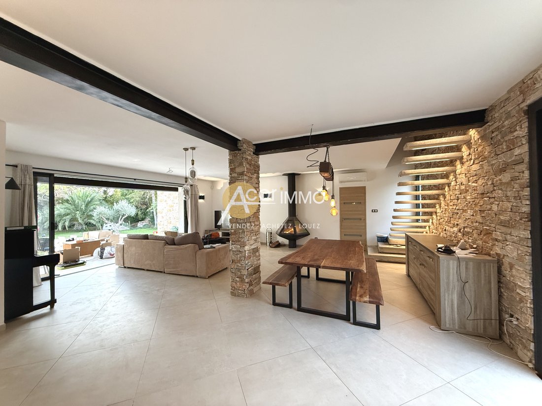 House in Les Rayols-Saint Lazare-Les Bousquets, Cuers, France 5 - 16672830