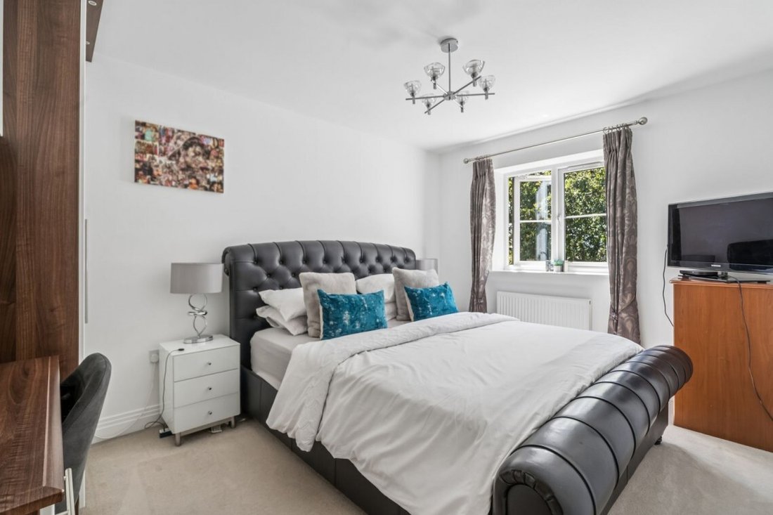 Townhouse in Ditton, England 2 - 18510959