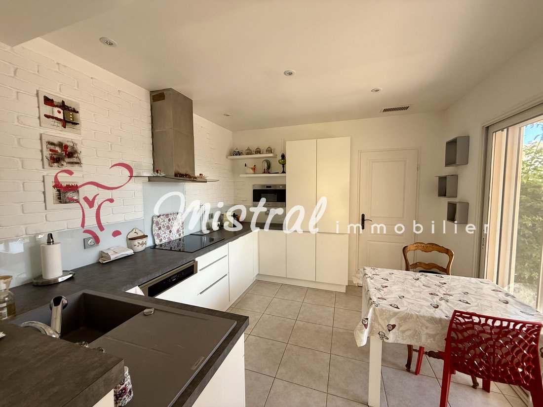 Villa in Centre Ville, Aigues-Mortes, France 4 - 18511709