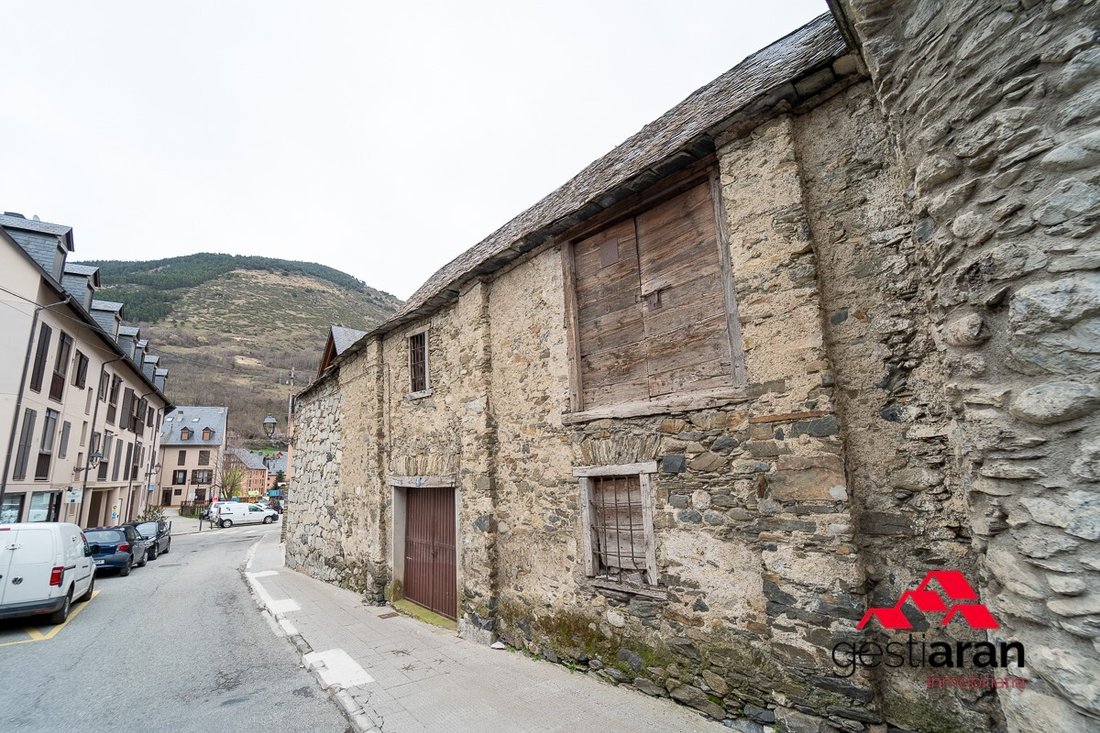 Farm Ranch in Vielha e Mijaran, Catalonia, Spain 1 - 18510073