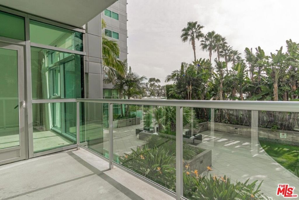 Condo in Marina del Rey, California, United States 3 - 18511076