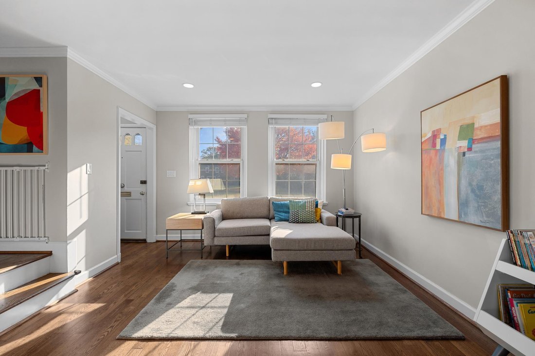 House in Arlington, Virginia, United States 3 - 18516692