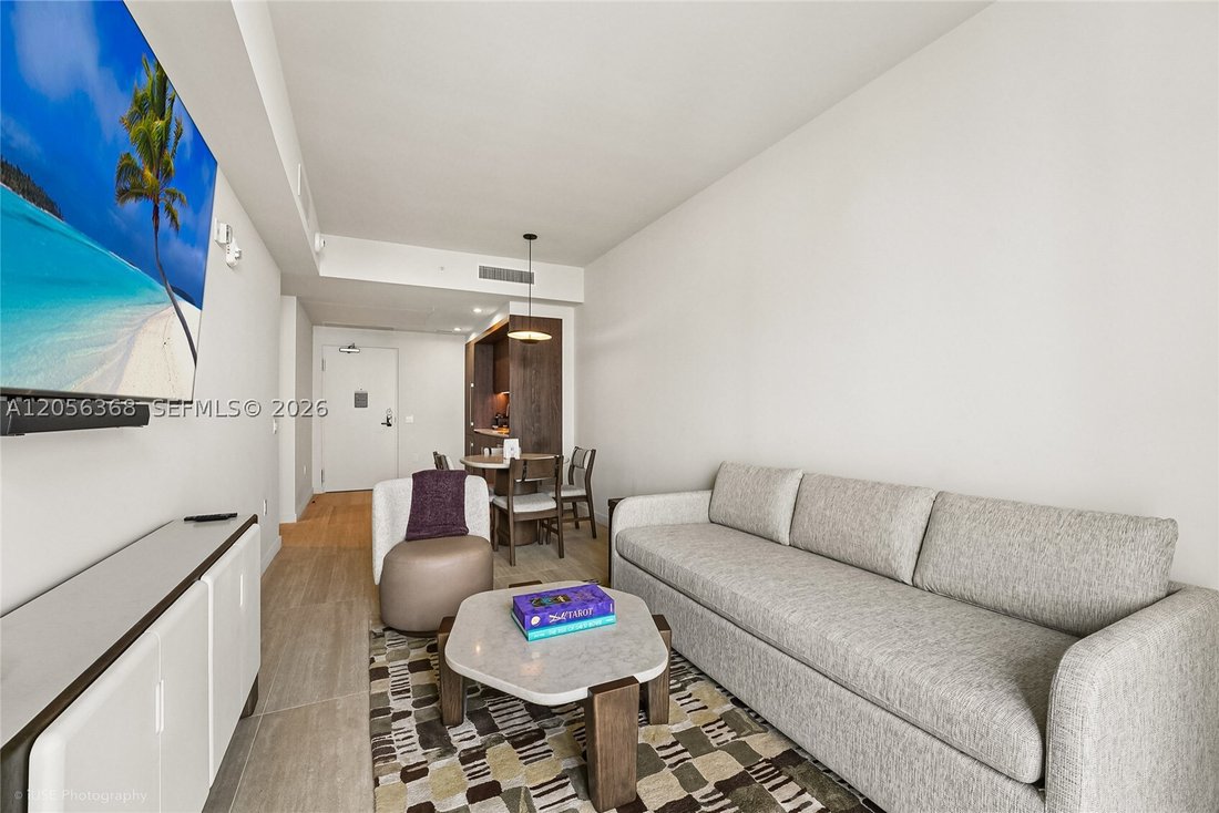 Miami, Florida, United States 4 - 18511321