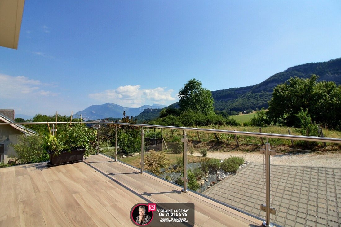 Villa in Montagnole, Auvergne-Rhône-Alpes, France 2 - 18510240