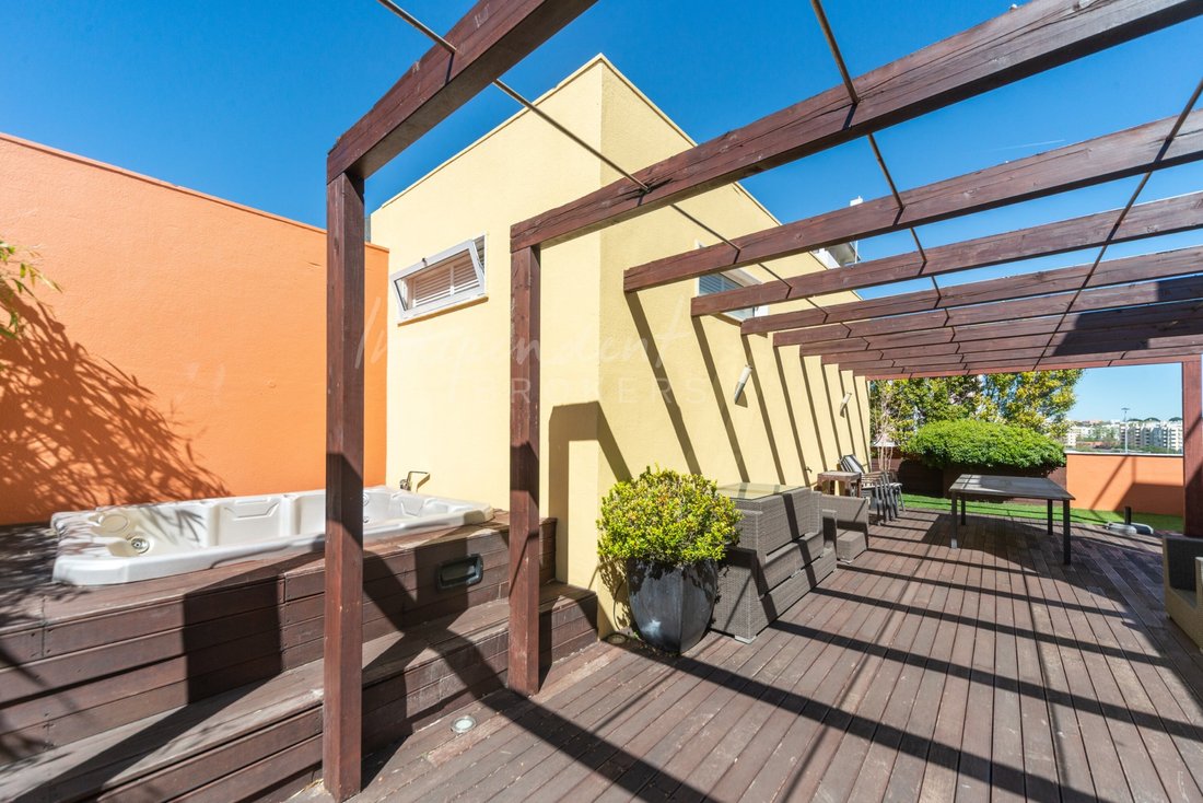 Apartment in Sao Domingos de Benfica, Lisbon, Portugal 5 - 18510239