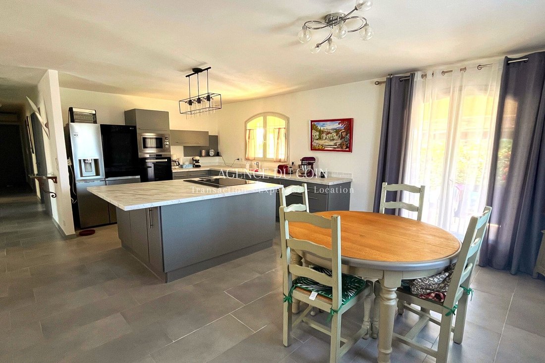 Villa in Partie Nord-Ferrieres-Cadenades-Rouviere, Le Muy, France 5 - 18520383