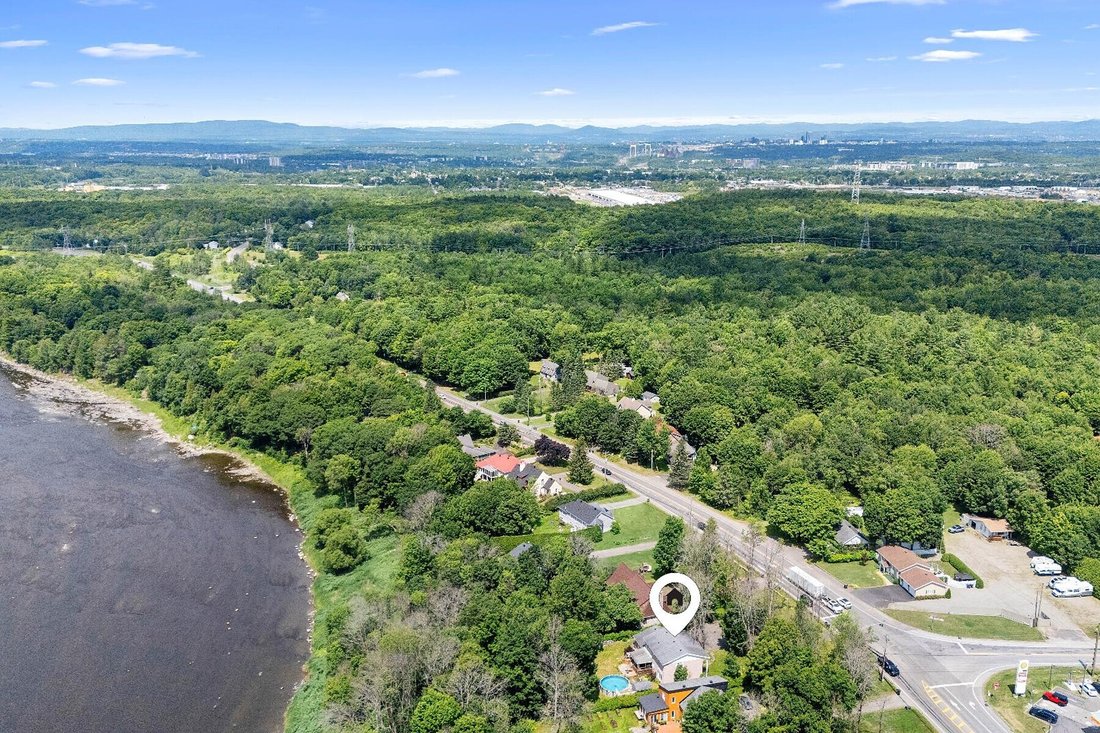 House in Levis, Quebec, Canada 5 - 18055456
