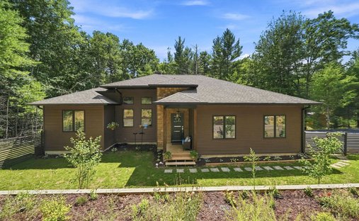 House in Traverse City, Michigan, United States 1