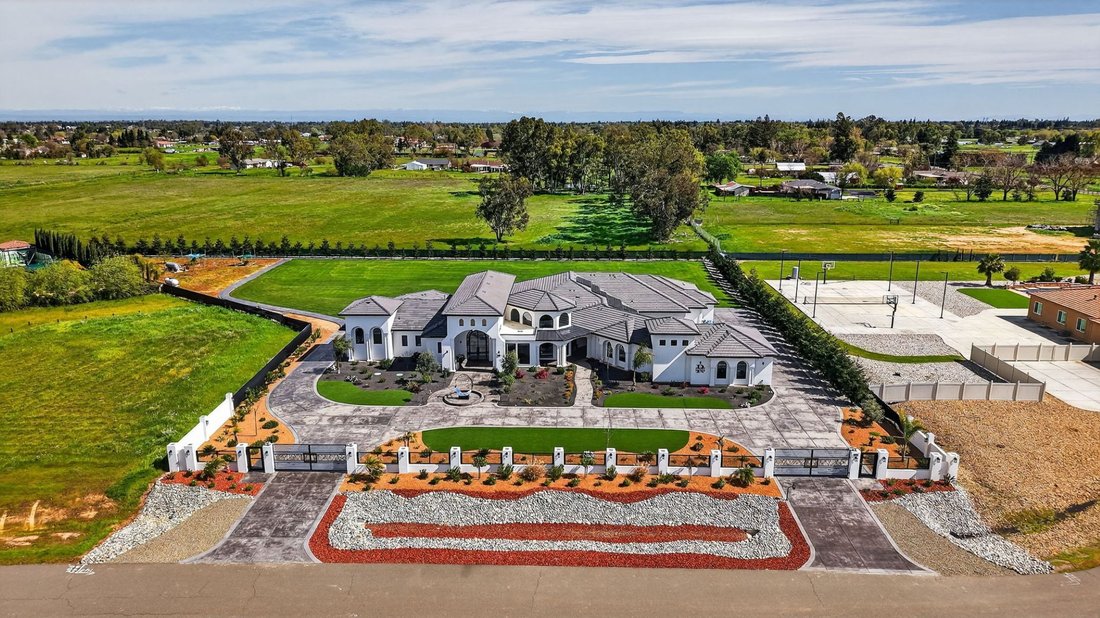 Land in Elk Grove, California, United States 1 - 18515689