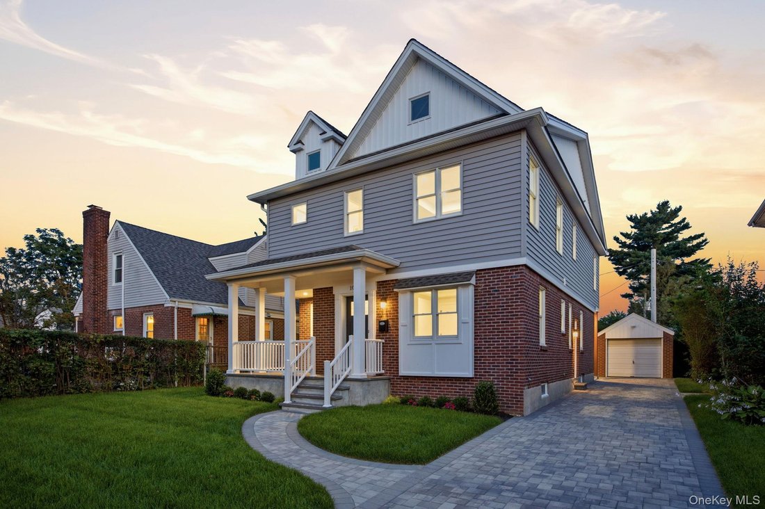 House in New Hyde Park, New York, United States 1 - 18508841