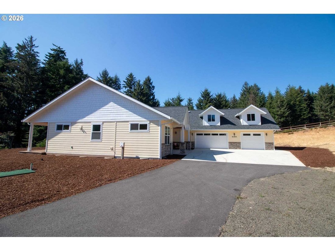 House in Florence, Oregon, United States 3 - 18511194