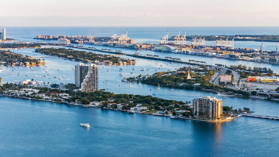 Condo in Miami, Florida, United States 5 - 18511990