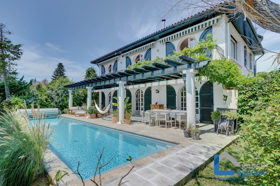 Villa in Biriatou, Nouvelle-Aquitaine, France 1 - 18518741