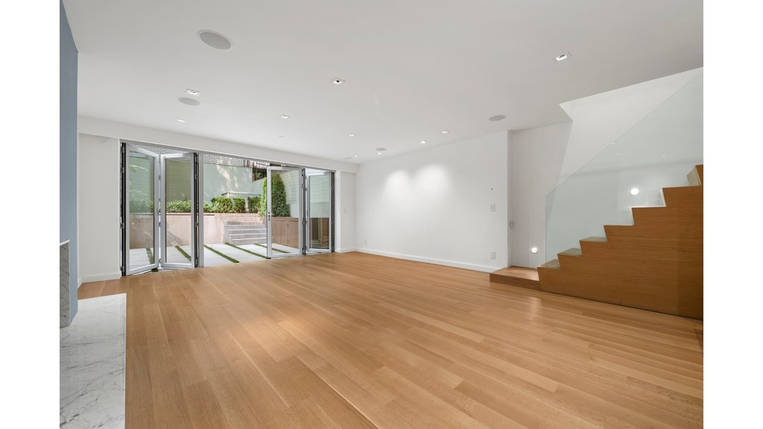 Co Op in New York, New York, United States 4 - 18513440