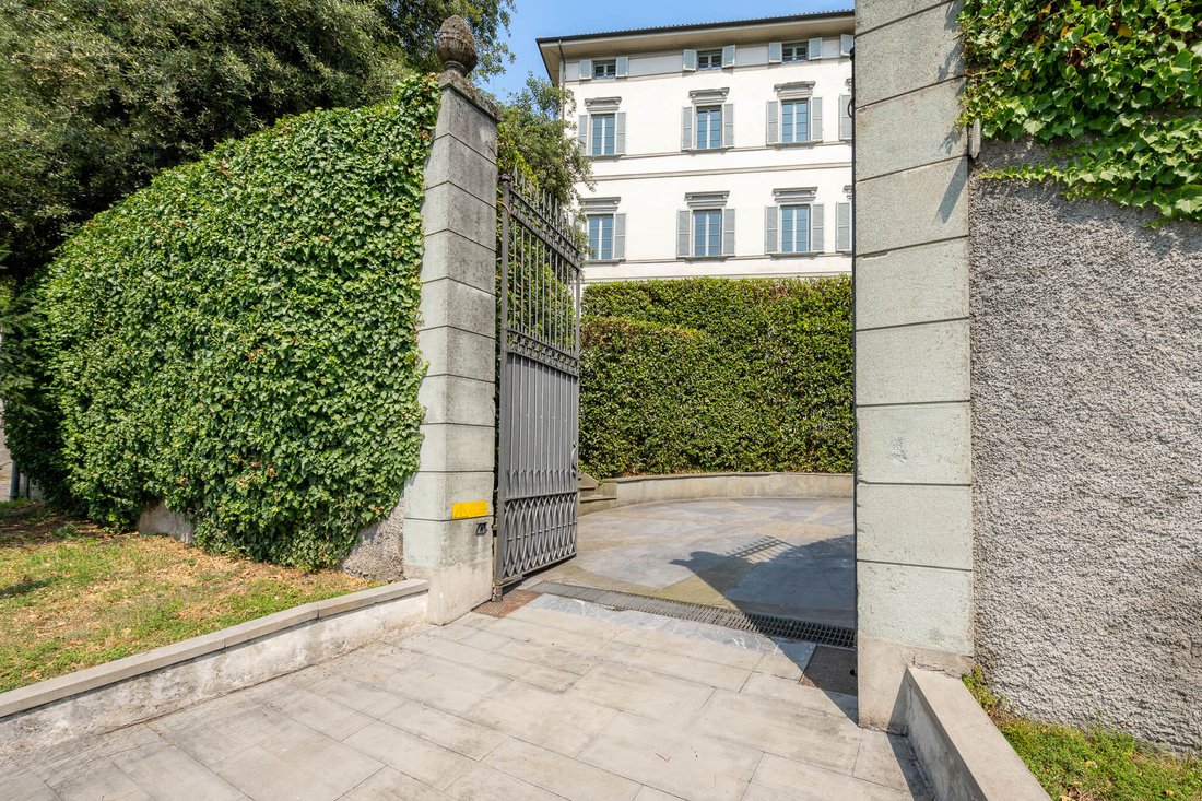 Villa in Historic Center, Milan, Lombardy 4 - 18515978