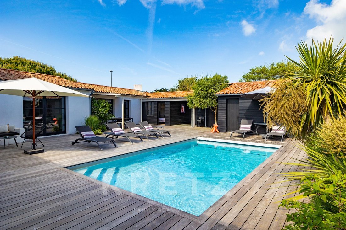 House in Les Portes-en-Ré, Nouvelle-Aquitaine, France 2 - 18509516